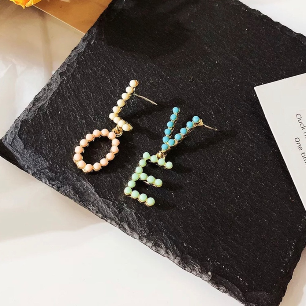 Letter Love Asymmetric Earrings 💕 💗